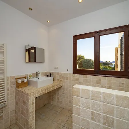 Nubita Villa *